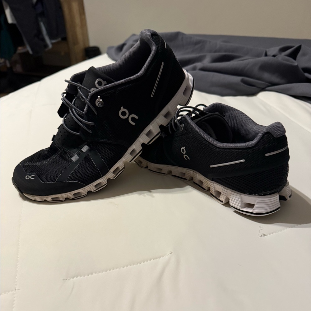 On Cloud Slip on sneakers